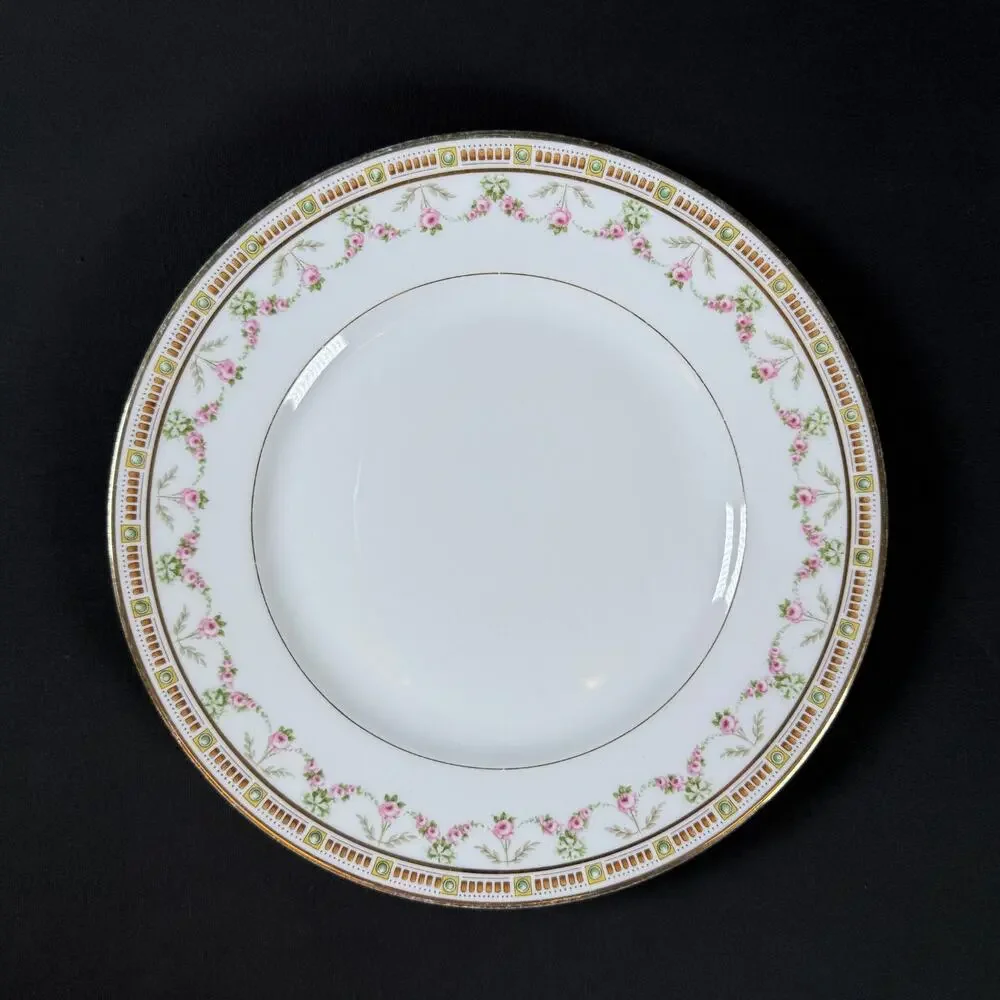 Set of 4 B&C France Plates - L. Bernardadd & co Limoges 8,5